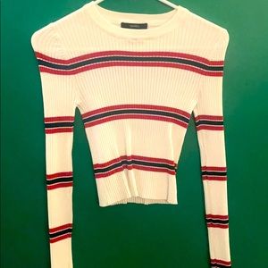 Cropped long sleeve shirt